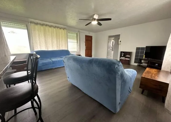 Cozy 2 Bedroom Near Volcano Park