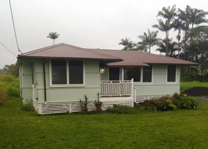 Cozy 2 Bedroom Near Volcano Park