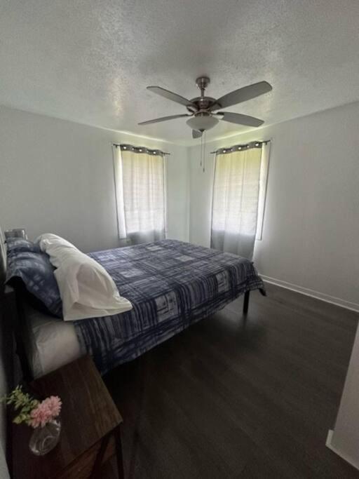 Holiday home Cozy 2 Bedroom Near Volcano Park *