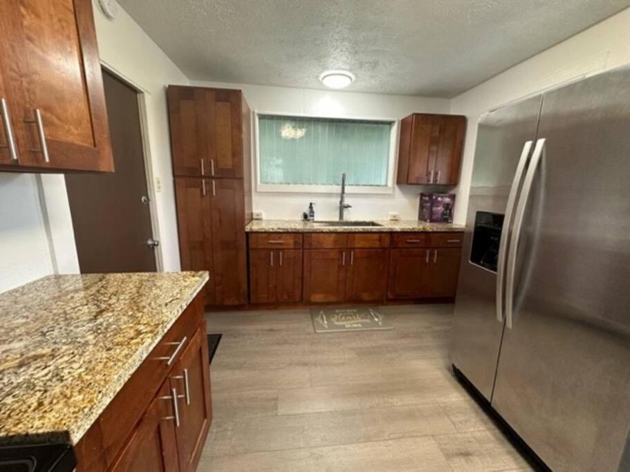 Cozy 2 Bedroom Near Volcano Park Mountain View