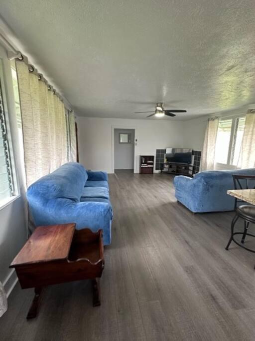 Cozy 2 Bedroom Near Volcano Park Mountain View
